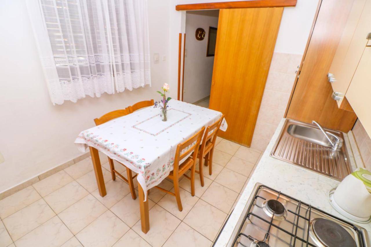 באסקה Apartment Marulic In Old Town מראה חיצוני תמונה