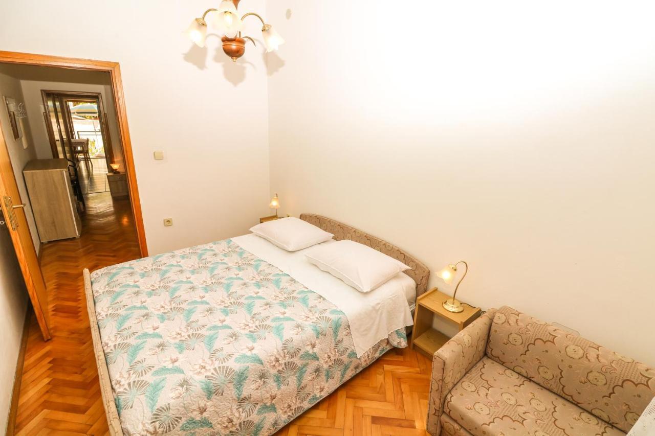 באסקה Apartment Marulic In Old Town מראה חיצוני תמונה