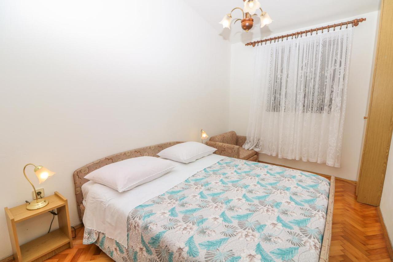 באסקה Apartment Marulic In Old Town מראה חיצוני תמונה
